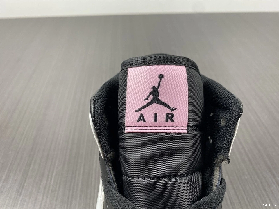 - 1 Mid Pink Arctic 555112-061 (GS) Jordan Black 0513
